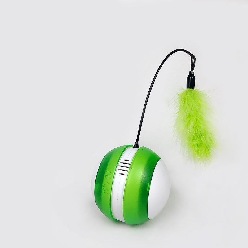 “Self-Activating Motion Ball for Solo Cat Stimulation”